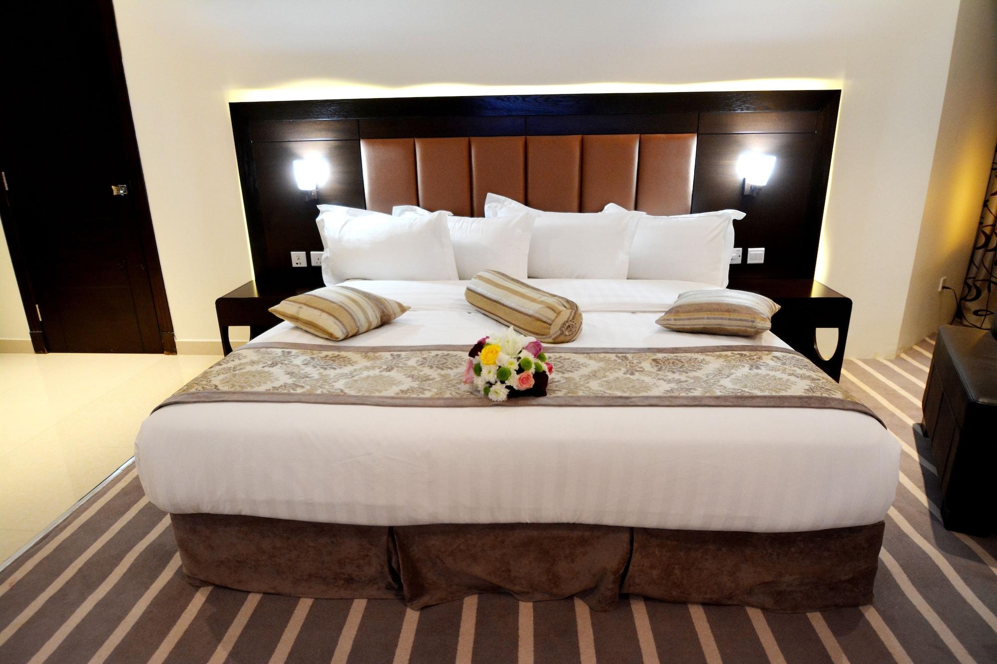 Sunday Millennia Hotel Riyadh Ngoại thất bức ảnh
