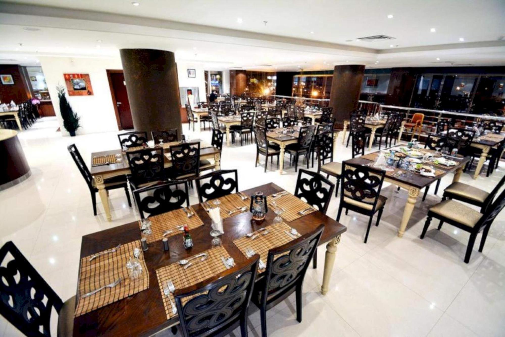 Sunday Millennia Hotel Riyadh Ngoại thất bức ảnh